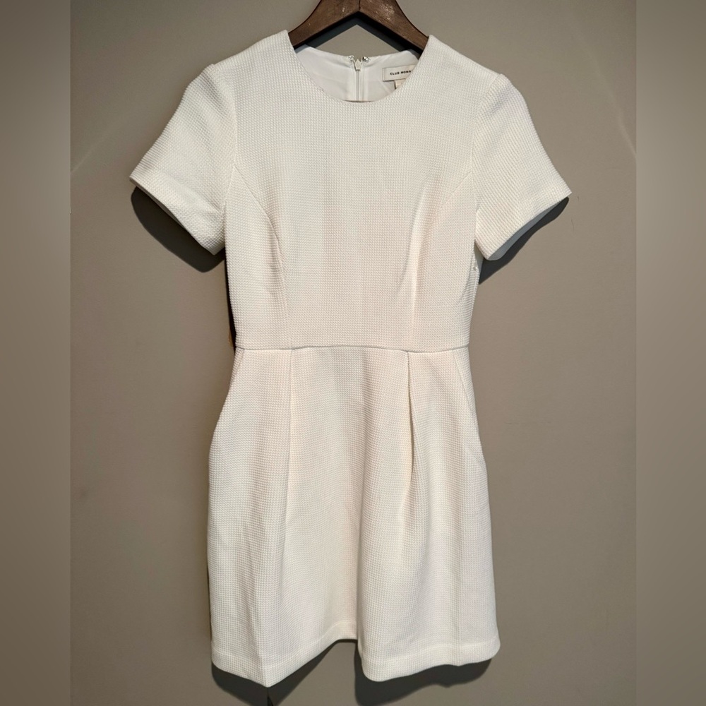 Club Monaco White Polyester & Viscose Back Zip Pleated Pockets Dores Size 0